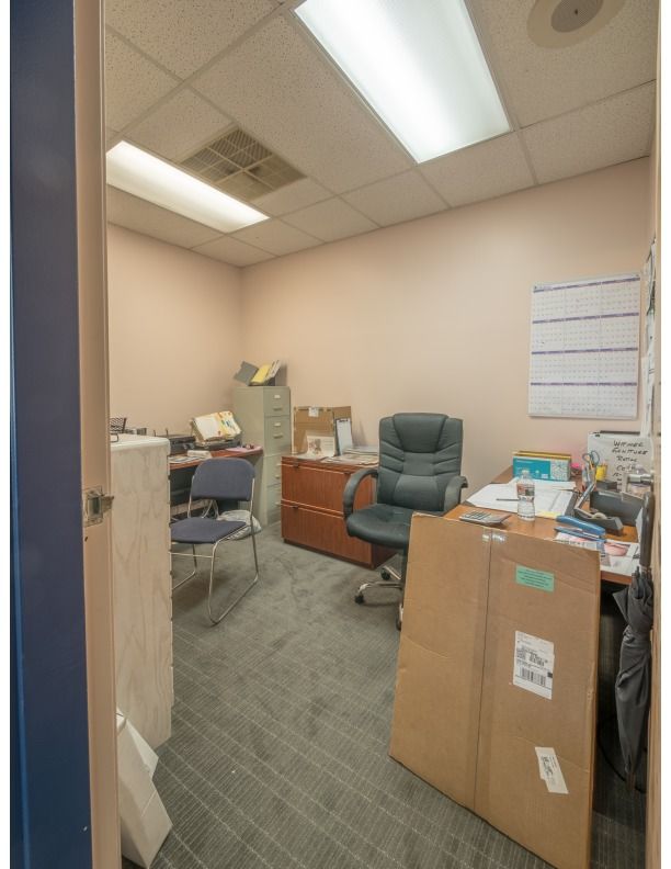 Prime Ventura Retail : 4051 E. Main Street, Ventura, CA 93003